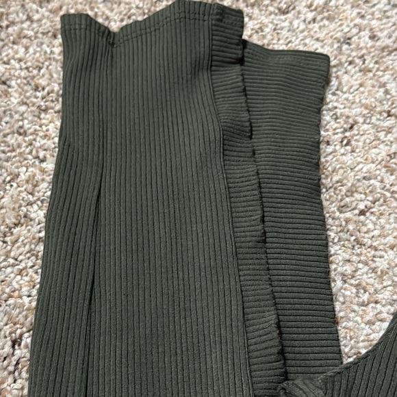 NWOT Naked Wardrobe Olive Green Sculpting Ribbed Leggings - Picture 2 of 5